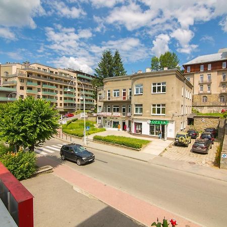 Krynica Apartamenty 100M Duzy Apartament, Salon + 3 Sypialnie Przy Deptaku المظهر الخارجي الصورة