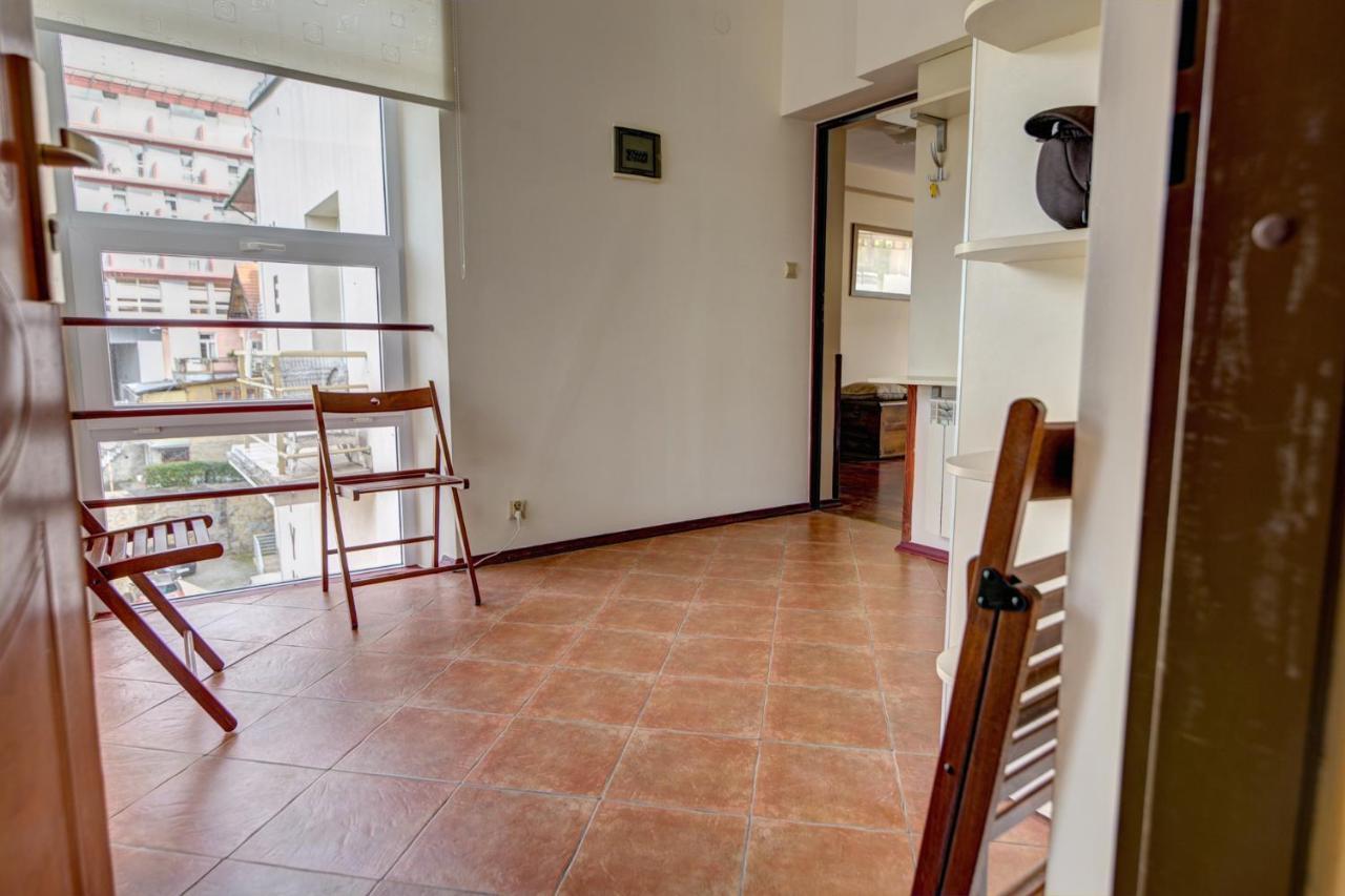 Krynica Apartamenty 100M Duzy Apartament, Salon + 3 Sypialnie Przy Deptaku المظهر الخارجي الصورة