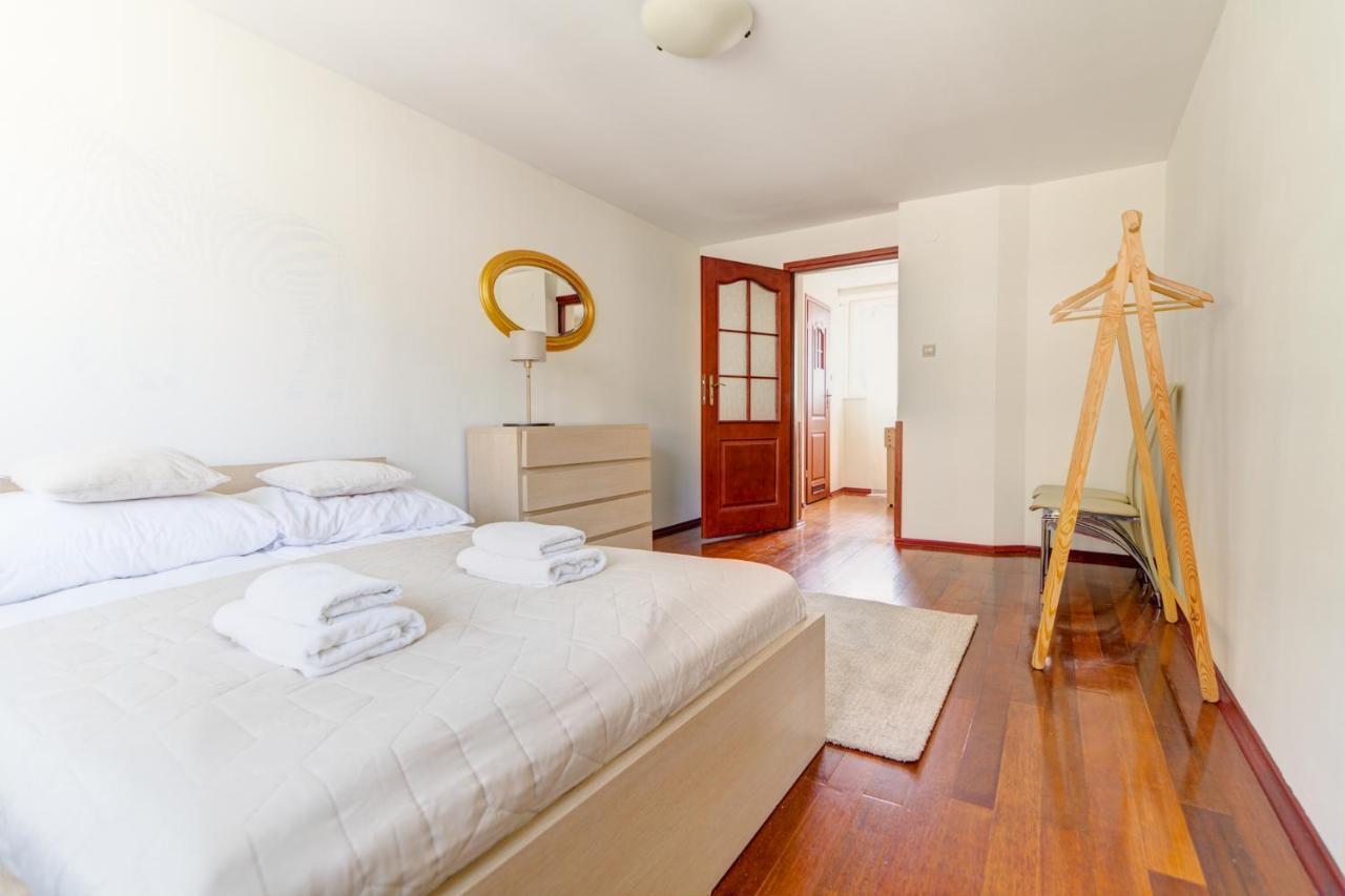 Krynica Apartamenty 100M Duzy Apartament, Salon + 3 Sypialnie Przy Deptaku المظهر الخارجي الصورة