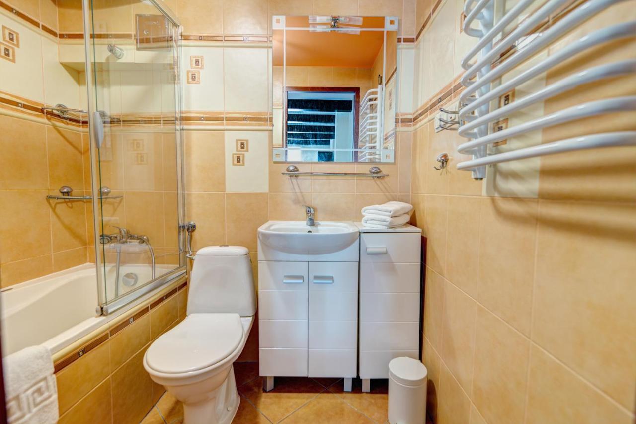 Krynica Apartamenty 100M Duzy Apartament, Salon + 3 Sypialnie Przy Deptaku المظهر الخارجي الصورة